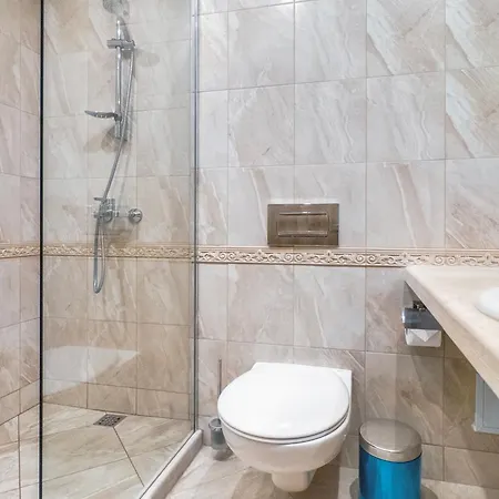 At - Sea View Апартаменты *